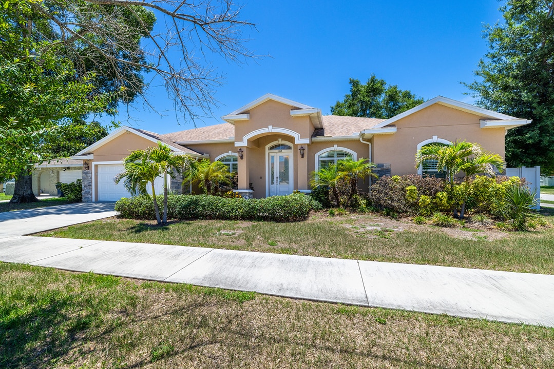 Property p4 image 39